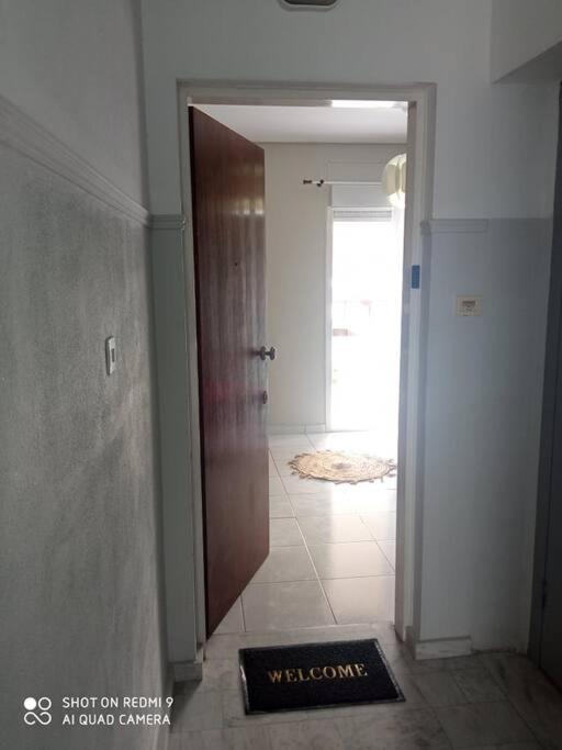 Lemon - Happyhostgr - Downtown Apartment Vólos Extérieur photo